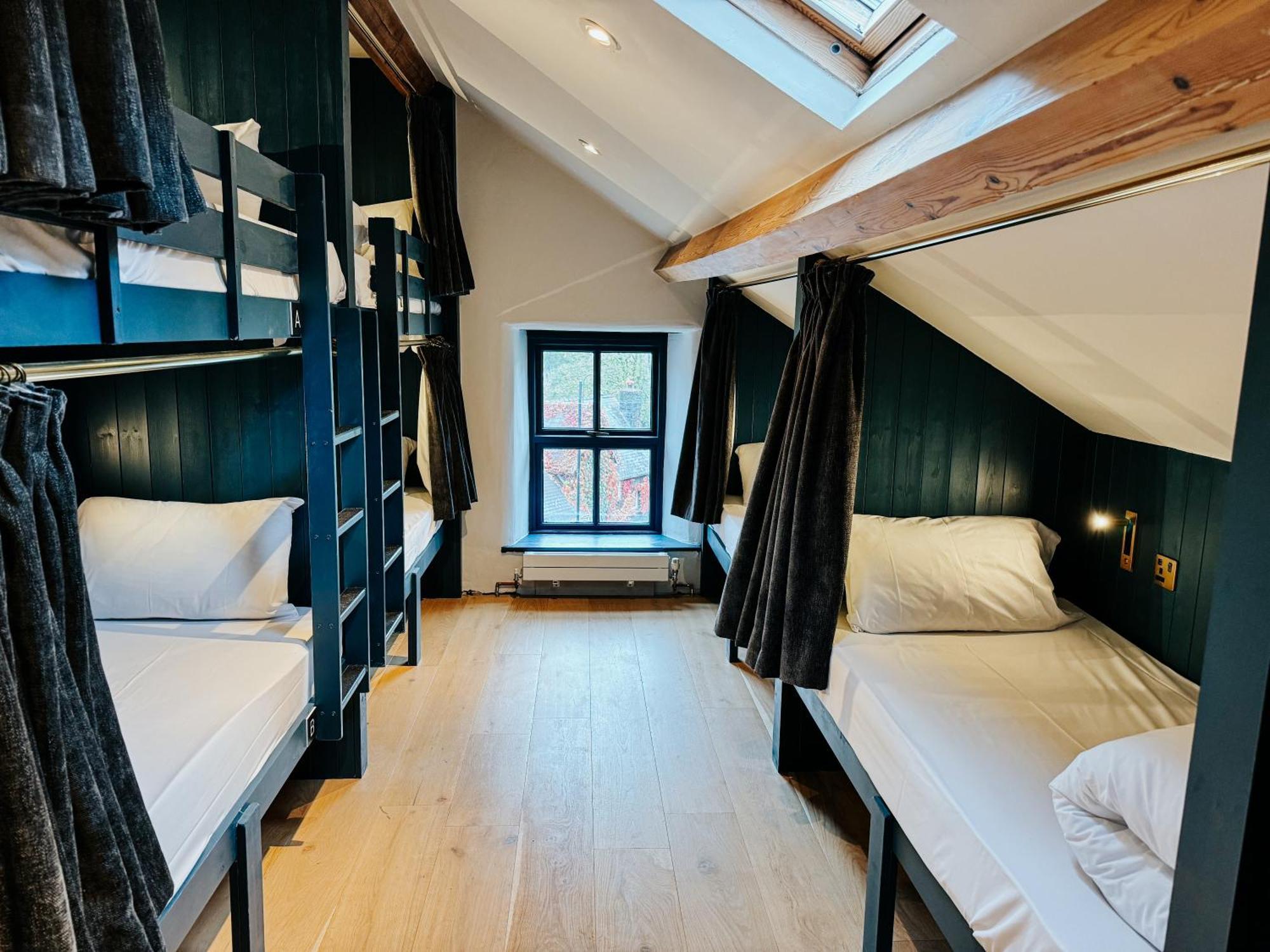 Base Camp Snowdonia, Gwersyll Cyntaf Eryri Hostel Бетс-и-код Екстериор снимка